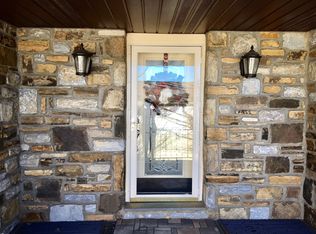 305 Penbree Ter, Bala Cynwyd, PA 19004