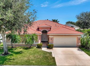 6037 Indian Forest Cir, Lake Worth, FL 33463