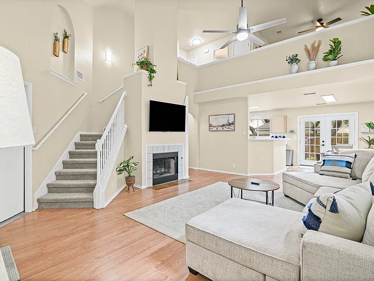 6 Pembroke Ct — Photo 4