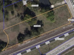 212 Peters St, Waxahachie, TX 75165