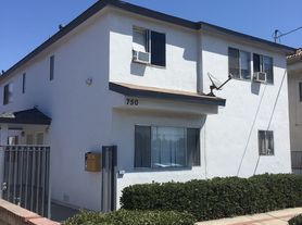 750 W 7th St, San Pedro, CA