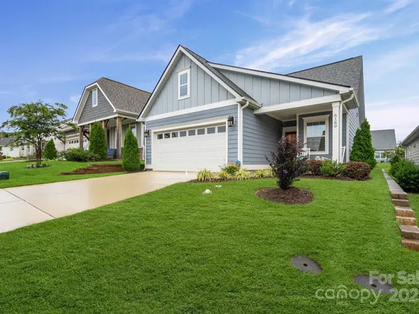 6160 Pier Way, Denver, NC 28037