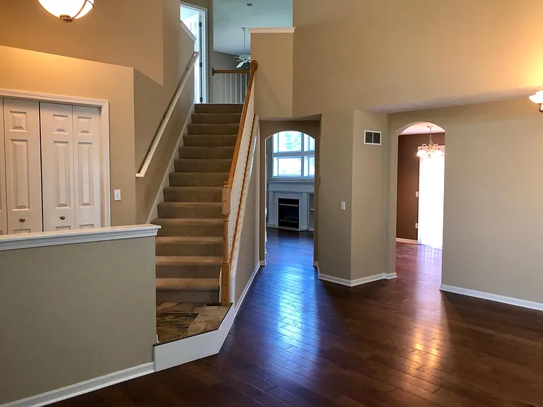 703 Maple Hill Ct SE — Photo 6