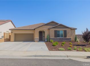 16535 Shawnee Pl, Lake Elsinore, CA 92530