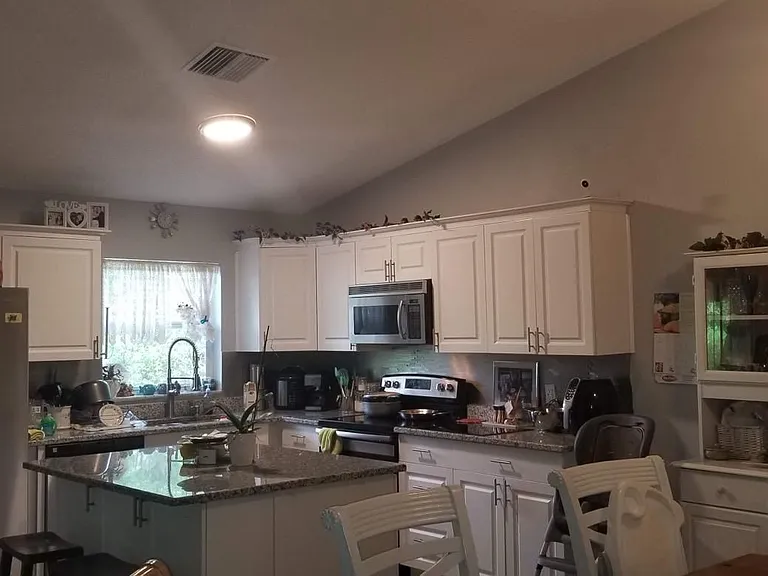 7602 Savannah Ln #1 — Photo 8