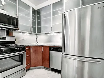 Rented by Urbane Brokerage