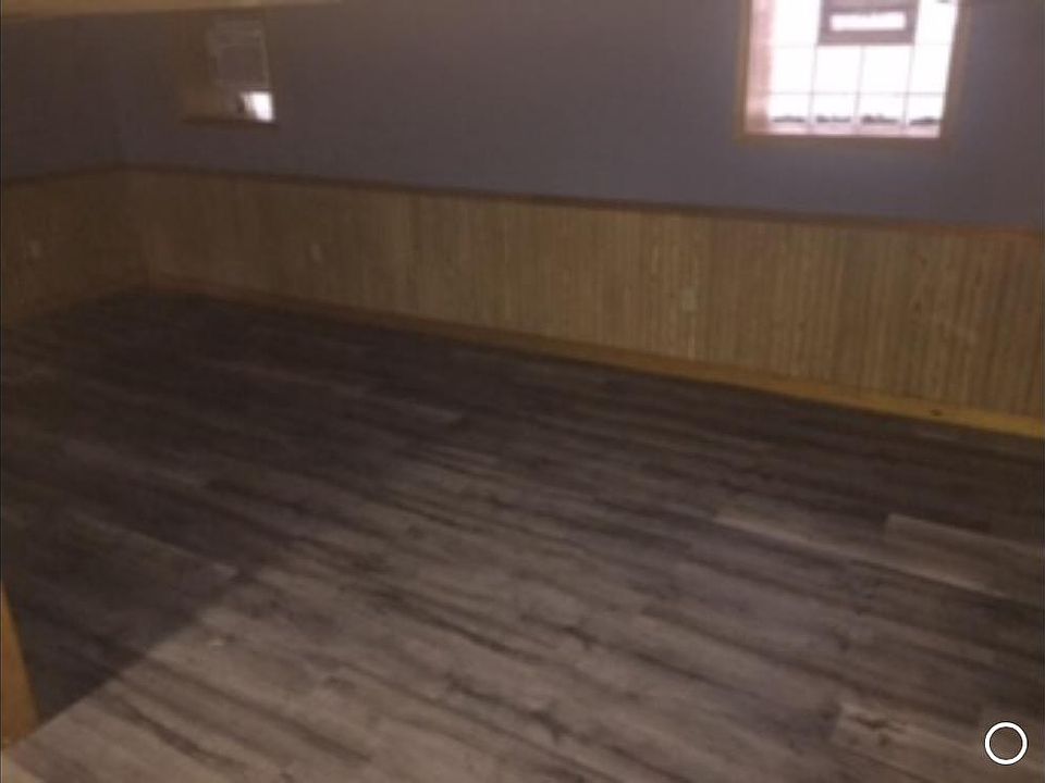 2nd image of 3818 Ivy St