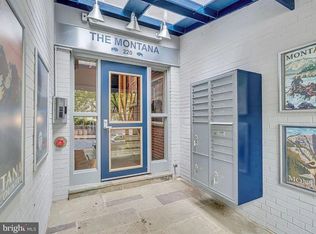 220 2nd St SE #1, Washington, DC 20003