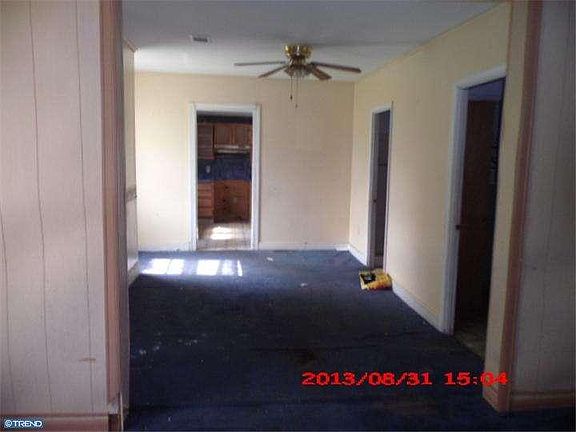 4th image of 217 Front St