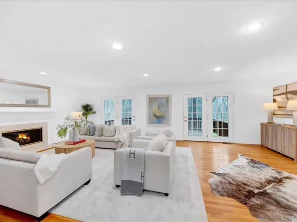 57 Old Town Crossing, Mount Kisco, NY 10549