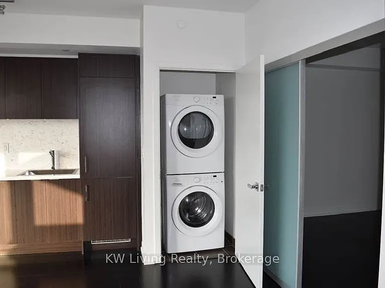 21 Widmer St #4205 — Photo 8