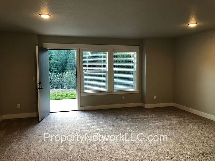 16821 Chula Vista Ave — Photo 22