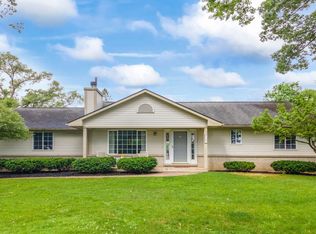 3615 Moberly Rd, Commerce Township, MI 48382