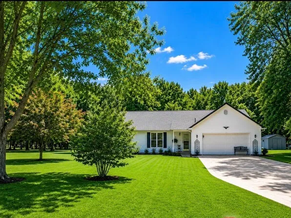 10415 County Loop 128, Carthage, MO 64836