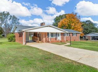 101 Pinewood Dr, Lyman, SC 29365
