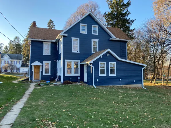13580 Monterey Ln #4, Blue Ridge Summit, PA 17214
