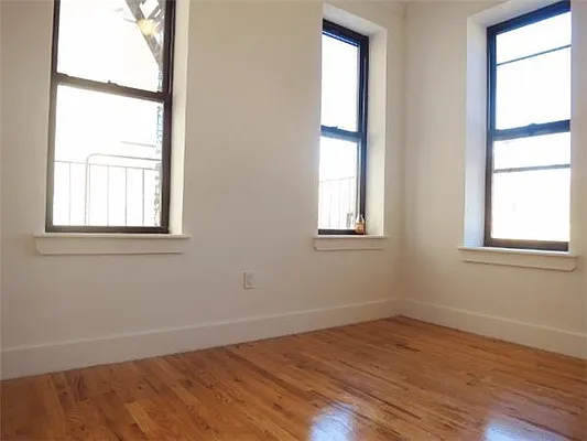 Rented by I & I New York | media 20