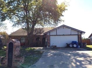 6740 Fair Meadows Dr, North Richland Hills, TX 76182