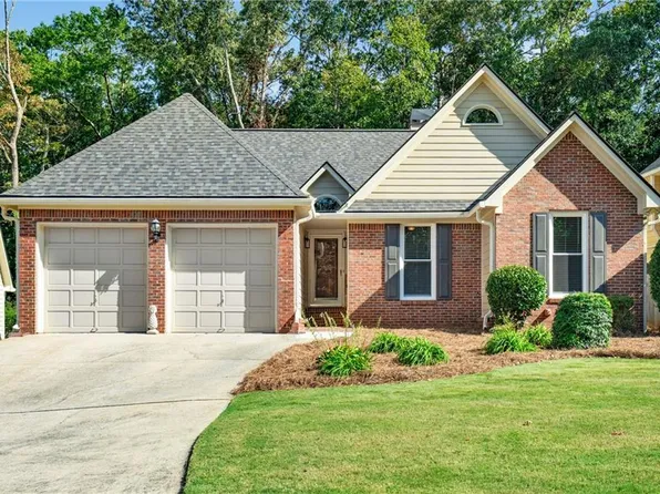 240 Whisperwood Ln NW, Kennesaw, GA 30064