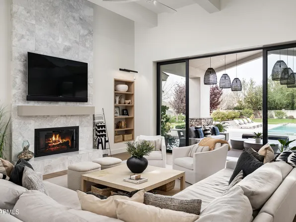 10620 E CHOLLA Street, Scottsdale, AZ 85259