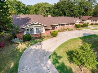 559 N Brookfield St, Wichita, KS 67206