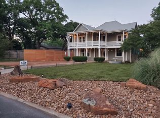 619 S Washington St, Fredericksburg, TX 78624