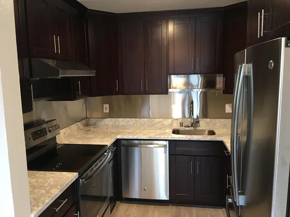1477 Grove Ave APT 201, Burlingame, CA 94010
