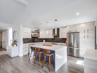 1609 Via Entrada Del Lago, San Marcos, CA, 92078