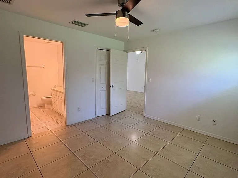 509 SE 6th Pl — Photo 8