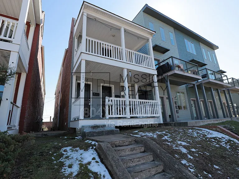 1402 Bainbridge St #B — Photo 2