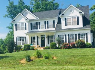 2071 Baythorne Rd, Prince Frederick, MD 20678