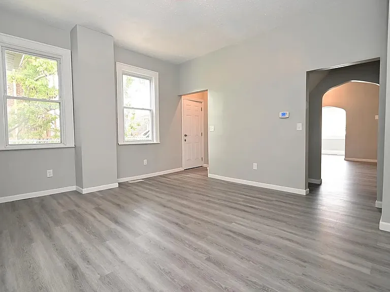 212 Washington Ave — Photo 15