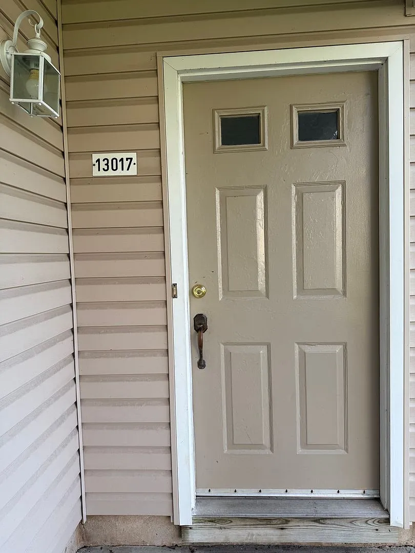 2 Bed 2 Bath Condo in Council Rock School District — Photo 2