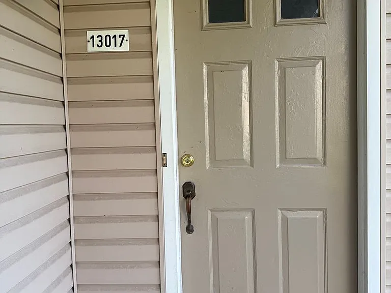 13017 Bennett Pl — Photo 2