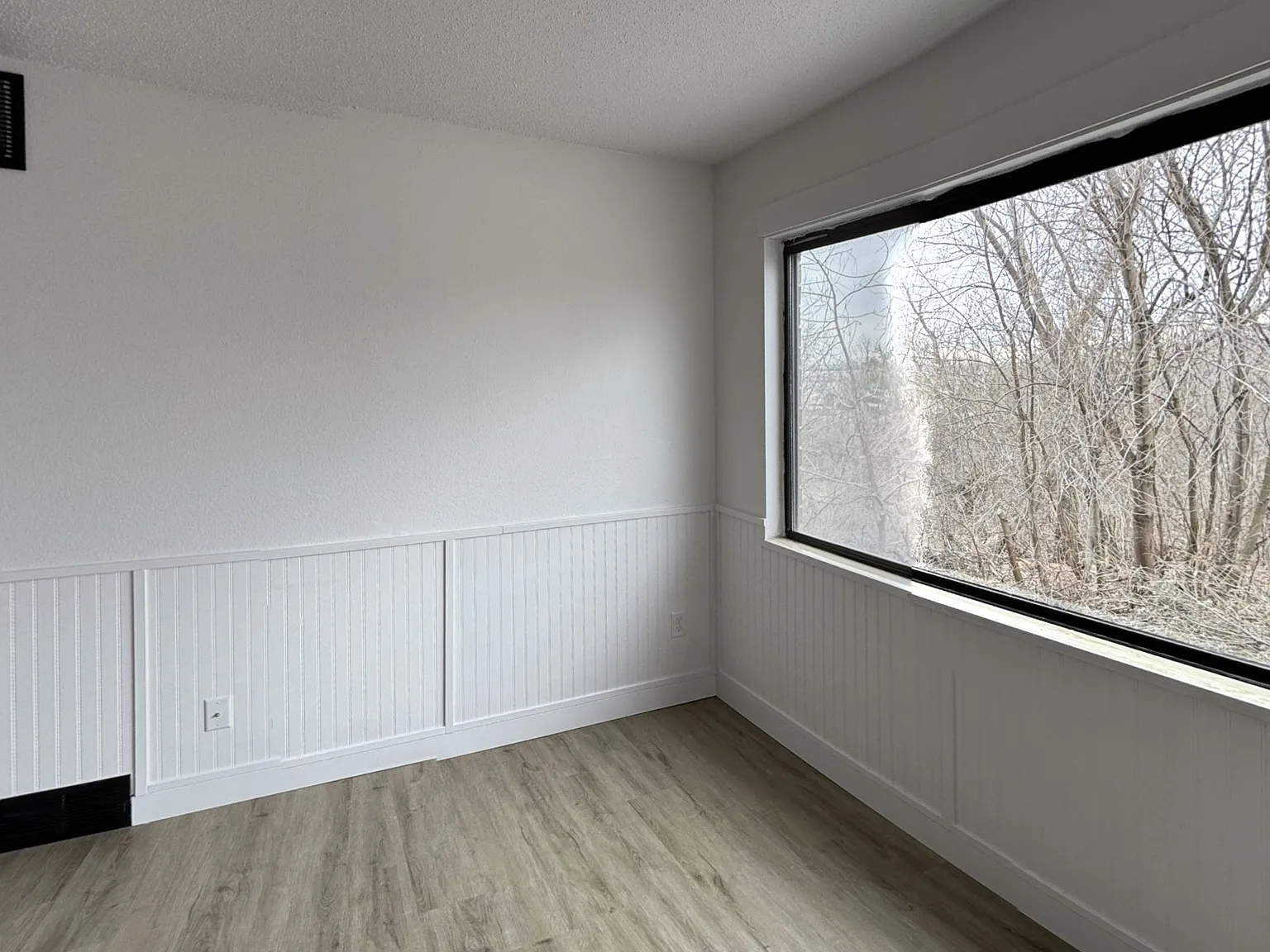 Grand Vision Apartments on 33rd — Photo 3