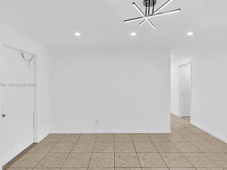 4156 SW 49th Ct — Photo 7