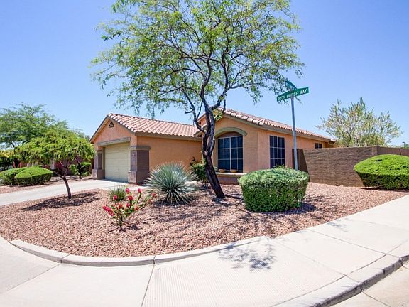 3rd image of 41036 N Iron Horse Way