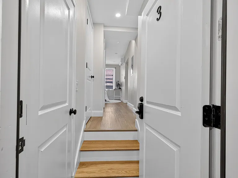 174 Salem St #3 — Photo 6