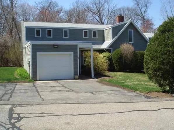 9 Quisset Brook Rd, Milton, MA 02186