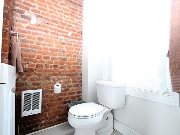 3rd image of 960 N 5th St #2F