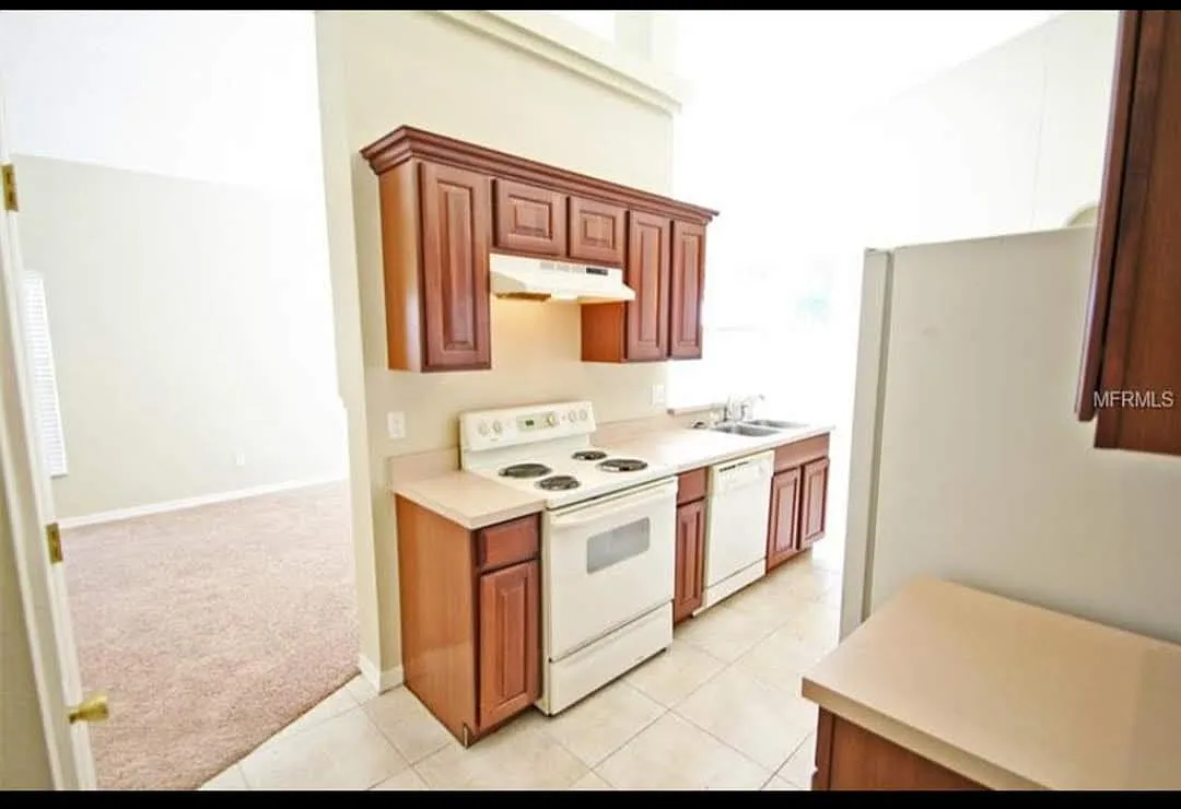 2063 Kaylas Ct — Photo 4