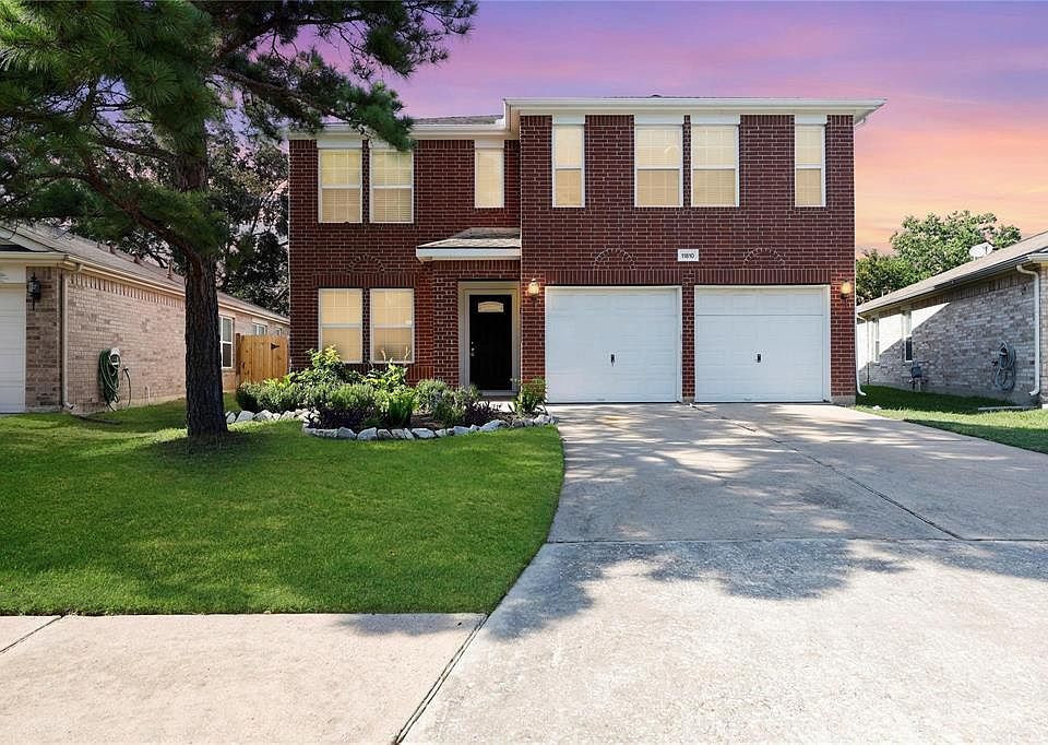 1st image of 11810 S Brenton Knoll Drive