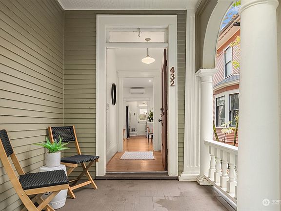 5th image of 432 17th Avenue E #B3