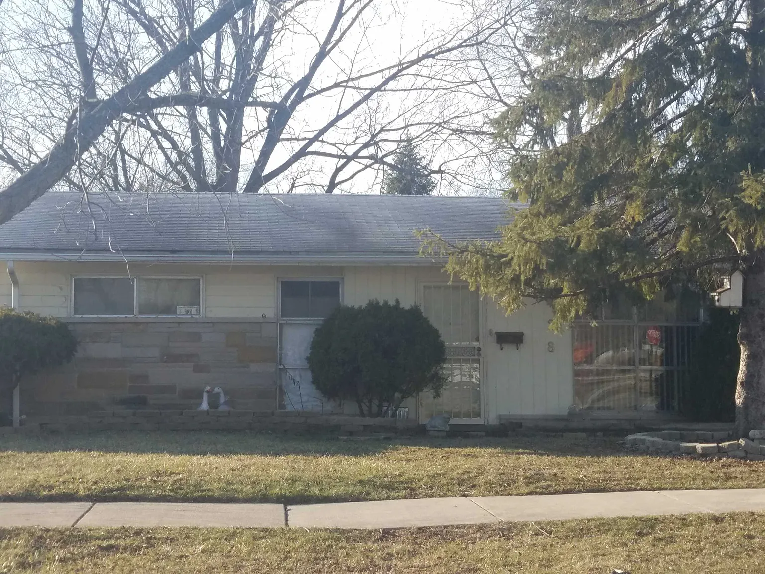 1428 Freeland Ave photo 1