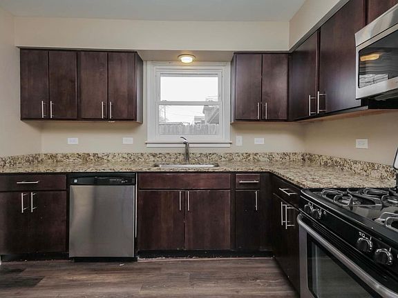 2nd image of 17343 Oriole Ave
