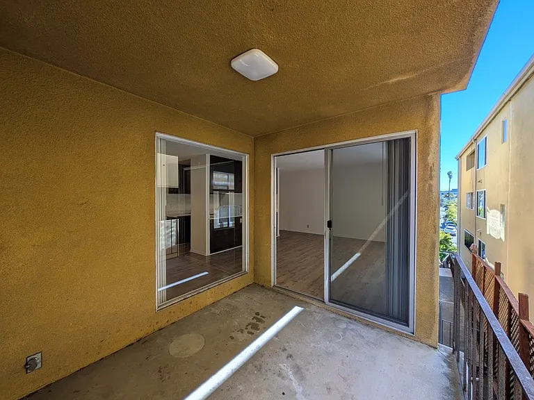 1925 Delaware St #2D — Photo 9