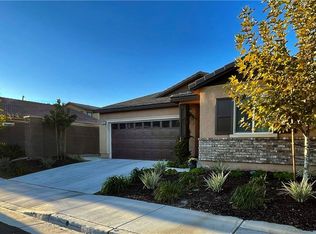 29406 Meadow St, Lake Elsinore, CA 92530