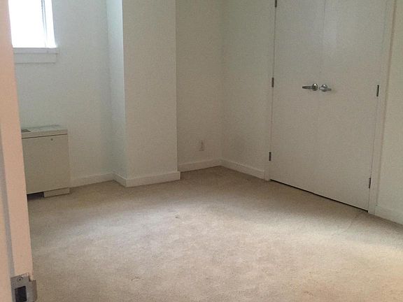 5th image of 219-29 S 18th St #1119
