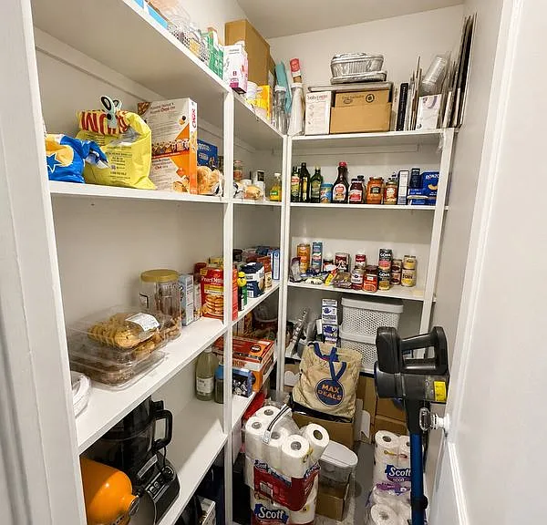63 Elm St #2 — Photo 9