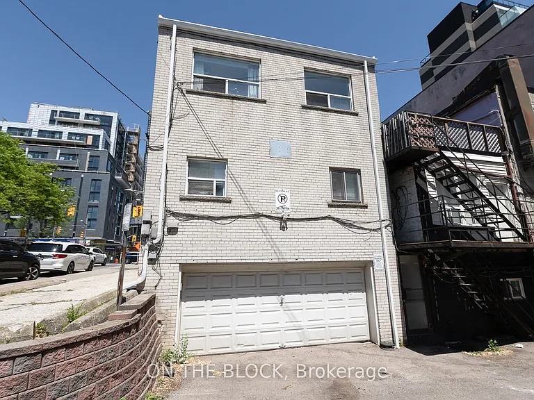 883 Saint Clair Ave W #2 — Photo 23